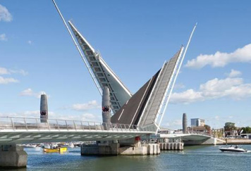 Twin Sails bridge up